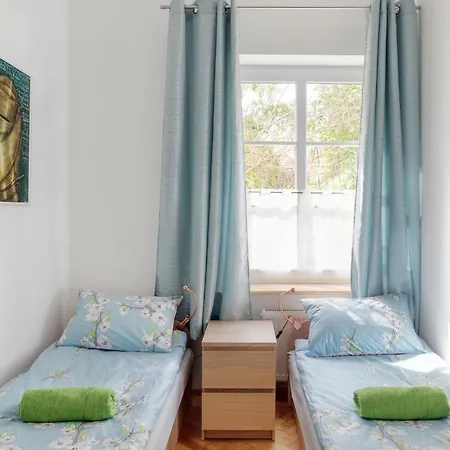 Апартаменты Evva & Peppe Old Town Flat